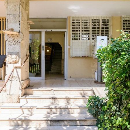 Sea View 2 Bedroom Apartment With Bomb Shelter Tel Aviv Esterno foto